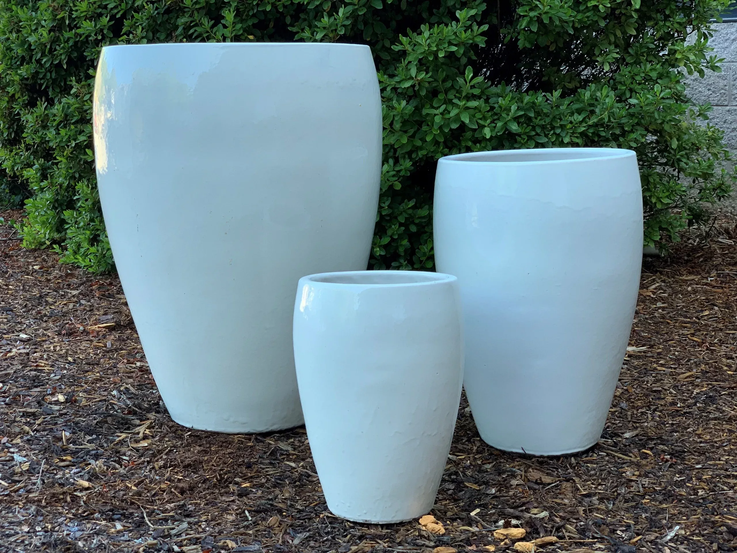 SIMPLE VASE (SM) 14″X10″ – WHITE